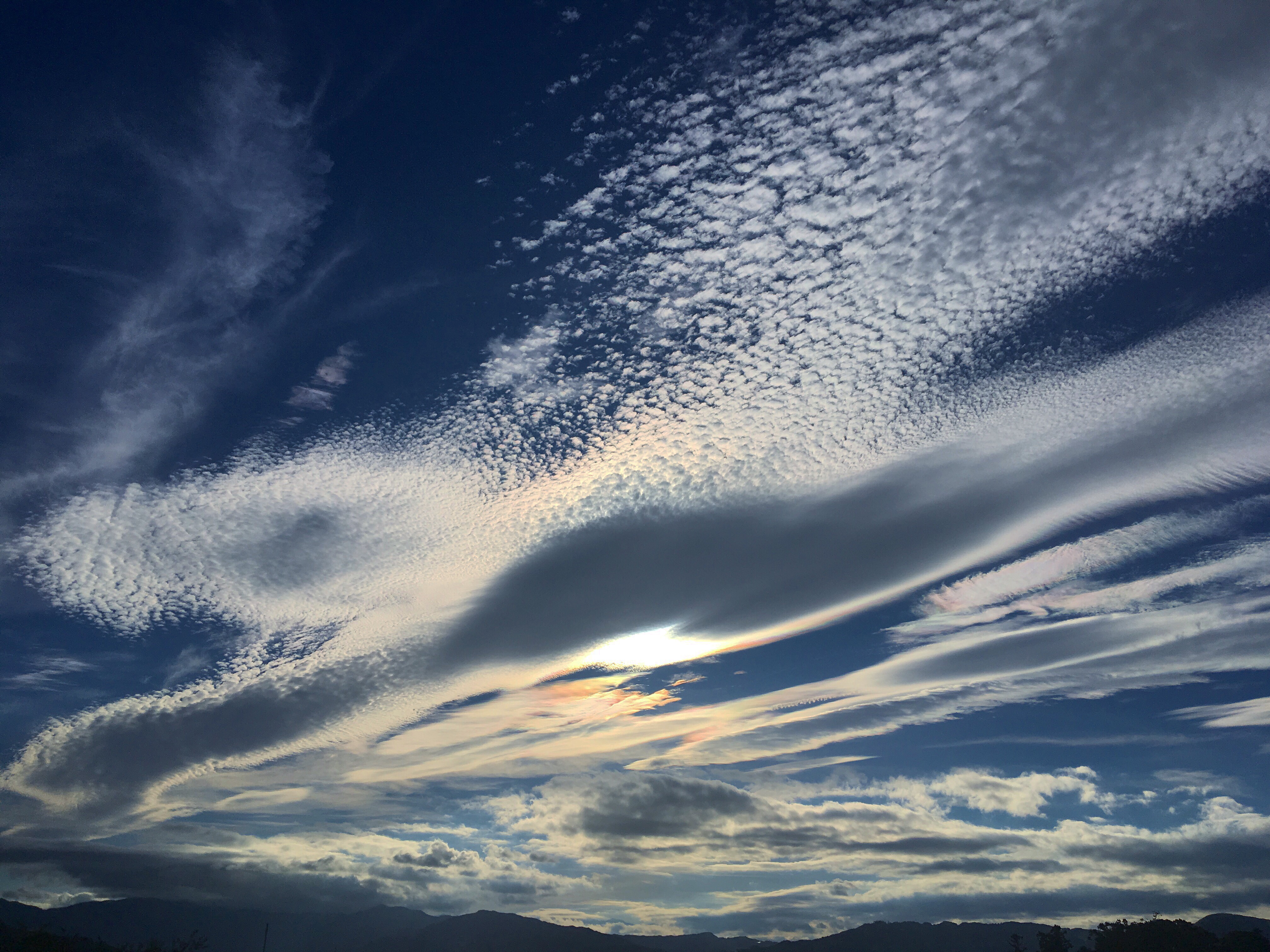 標高00ｍの秋空 群馬県草津温泉 奈良屋